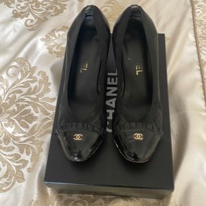 Chanel Pumps